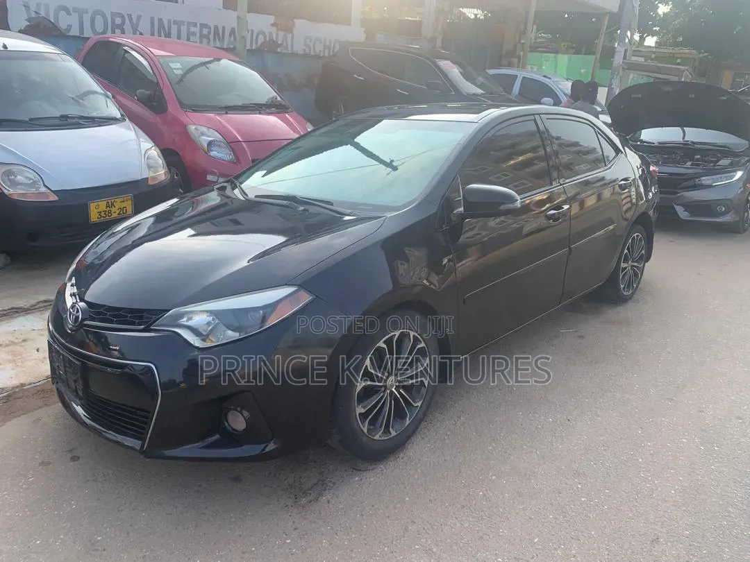 Toyota Corolla L 4dr Sedan (1.8L 4cyl Manual) 2016 Black