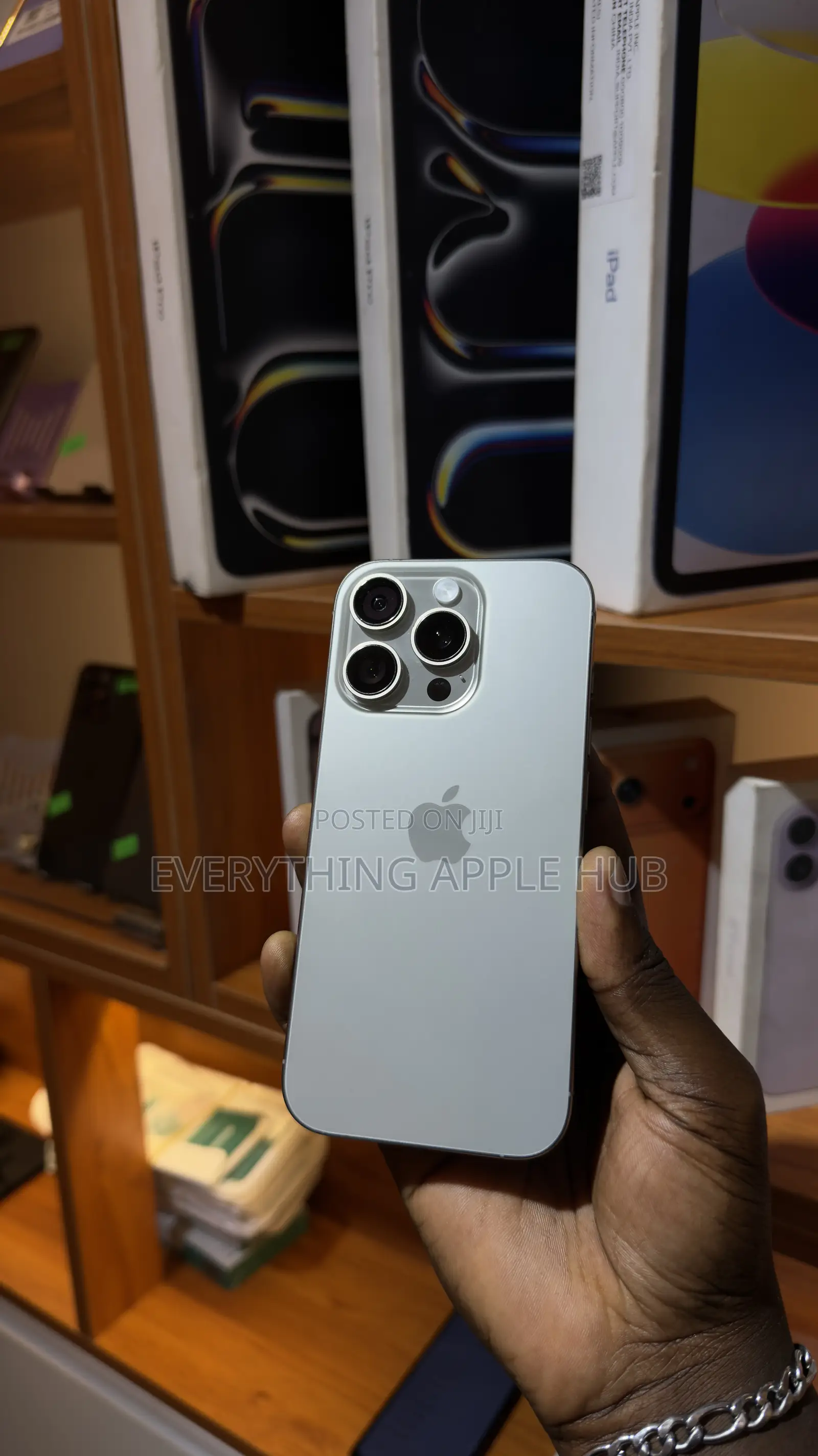 Apple iPhone 16 Pro 128 GB Gray