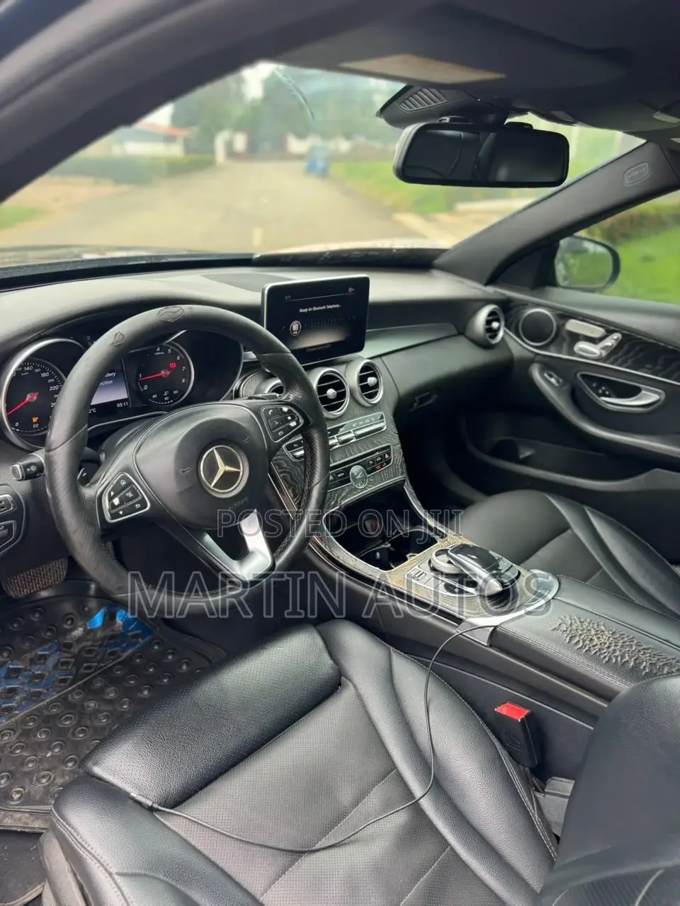 Mercedes-Benz C300 2016 Black