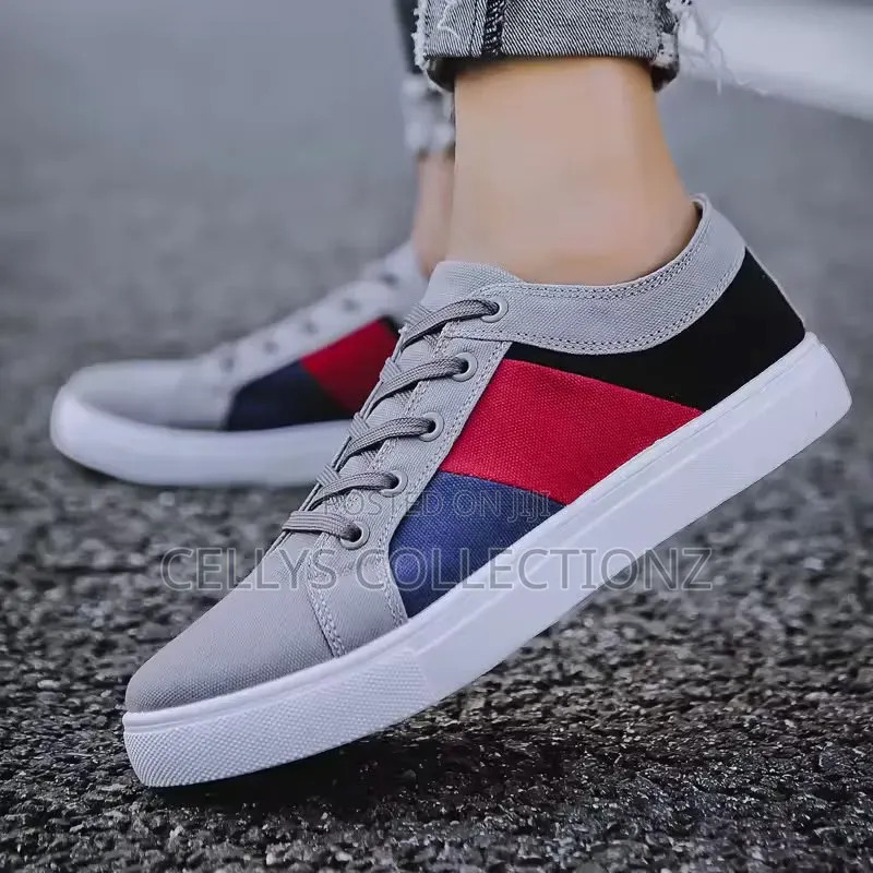 Men's Shoe