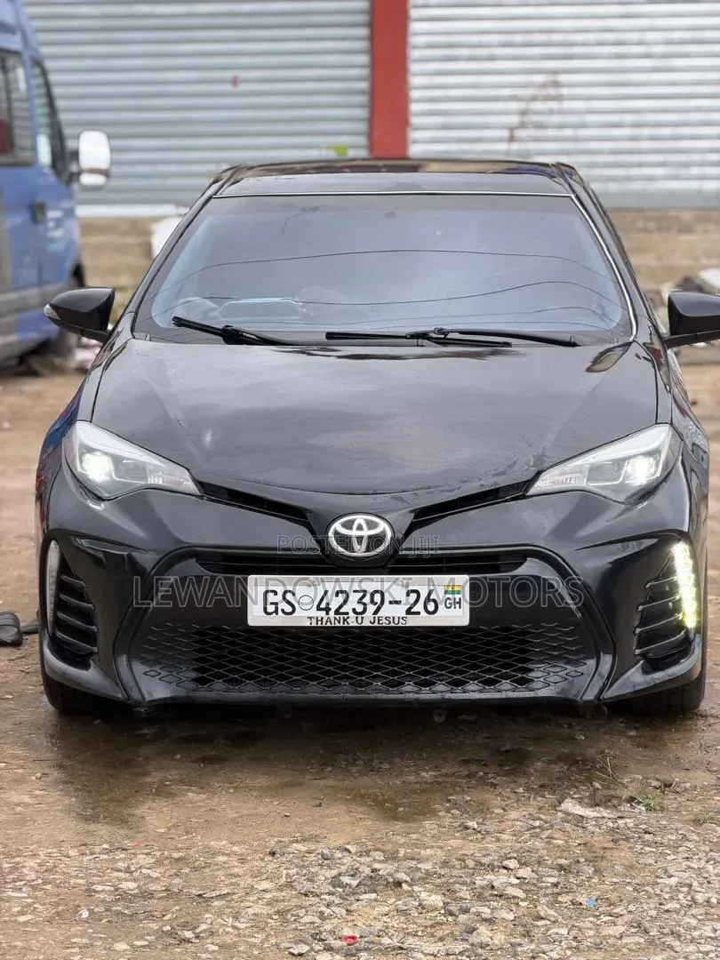 Toyota Corolla 2016 Black
