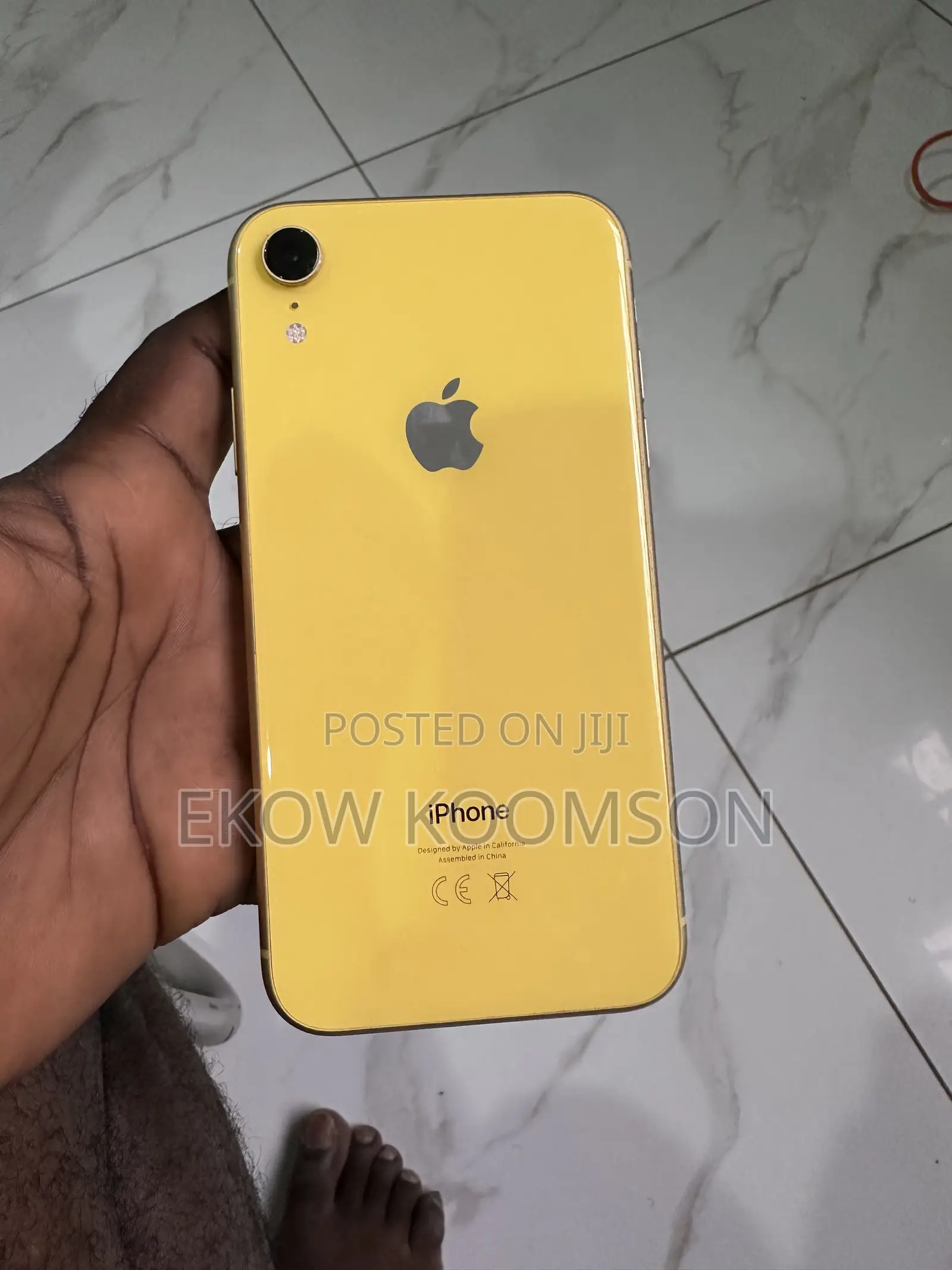 Apple iPhone XR 64 GB Yellow