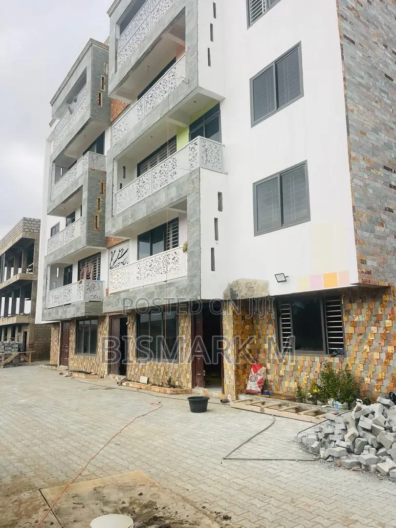 2bdrm Apartment in Botwe School for rent