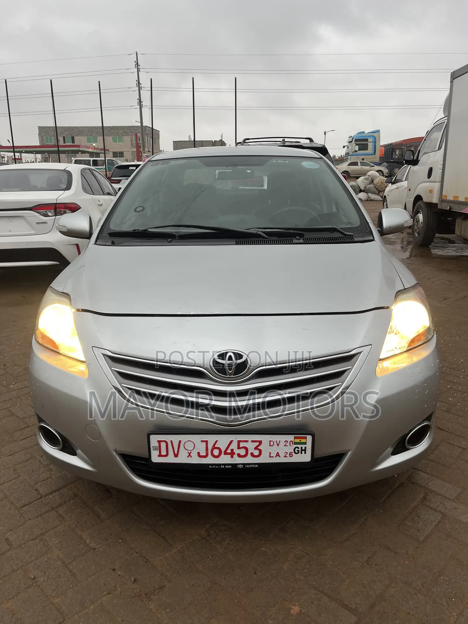 Toyota Vios 2012 Silver