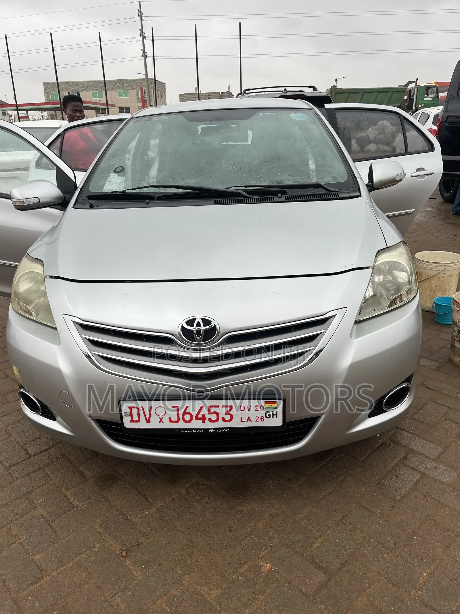 Toyota Vios 2012 Silver