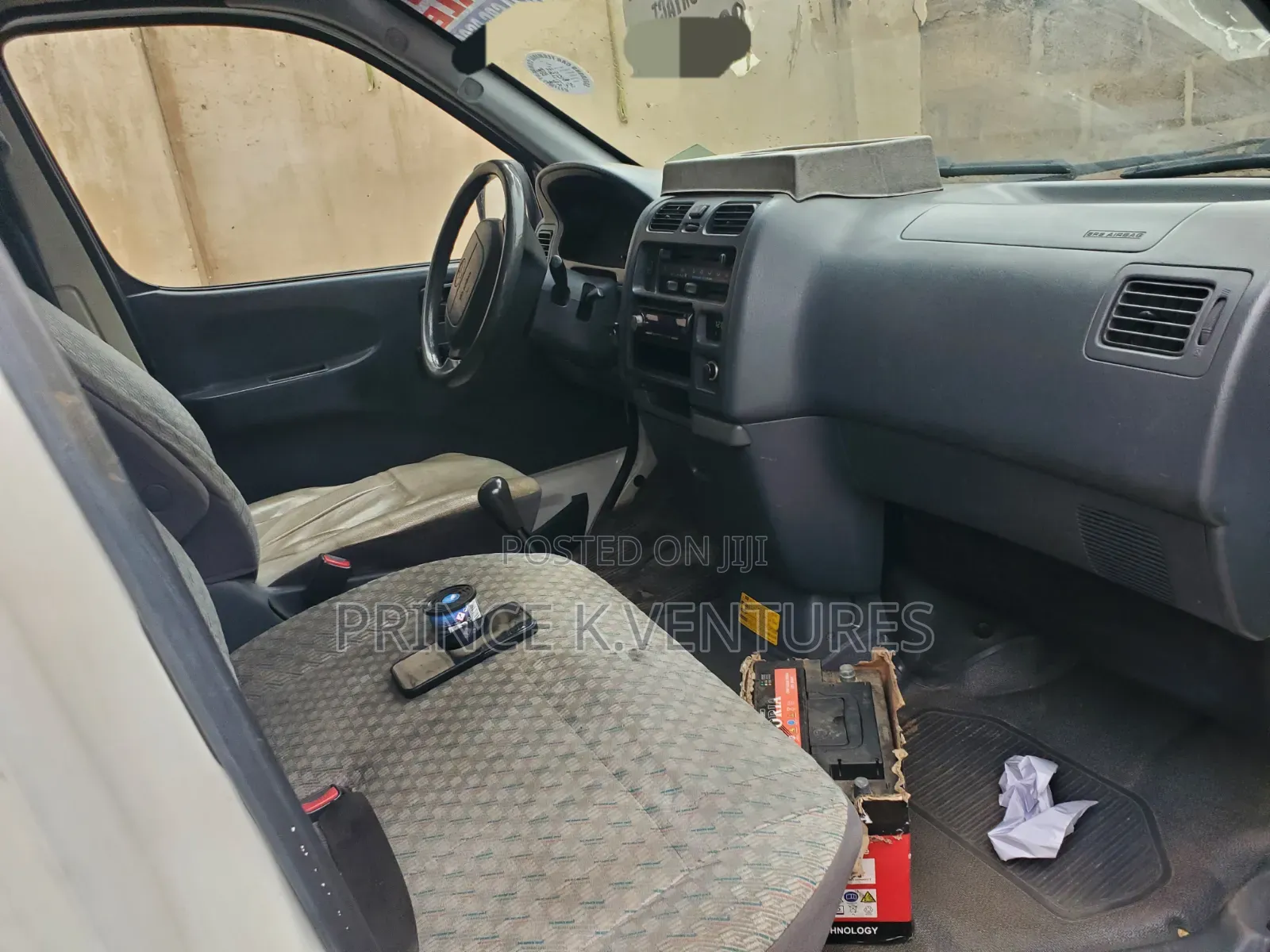Toyota HiAce 2008 White