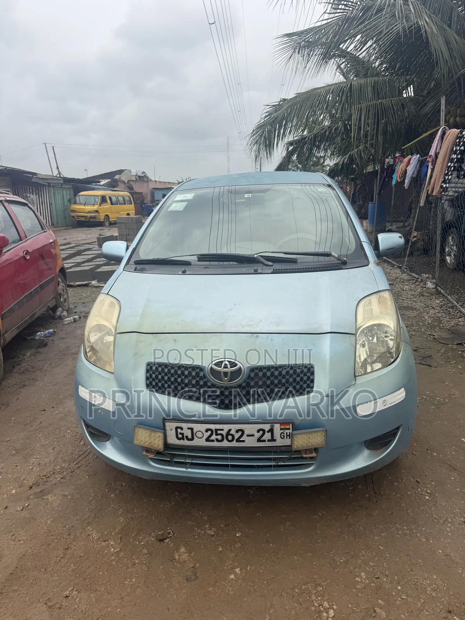 Toyota Vitz 1.5 FWD 3dr 2010 Blue