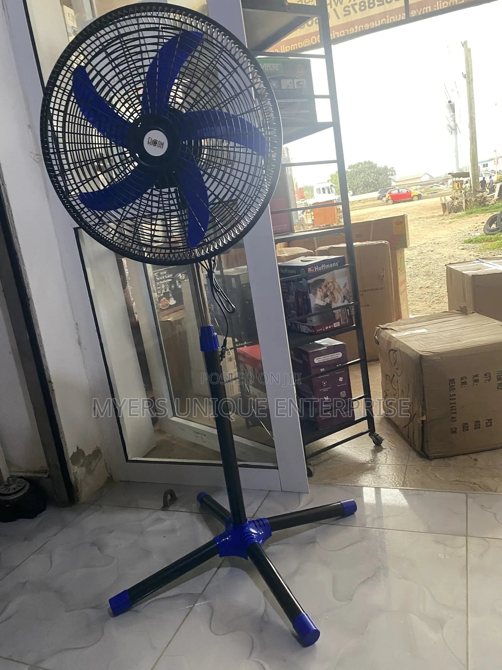 18" Industrial Fan Stable Base