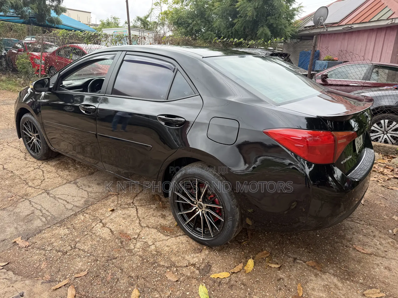 Toyota Corolla LE Eco 4dr Sedan (1.8L 4cyl CVT) 2016 Black