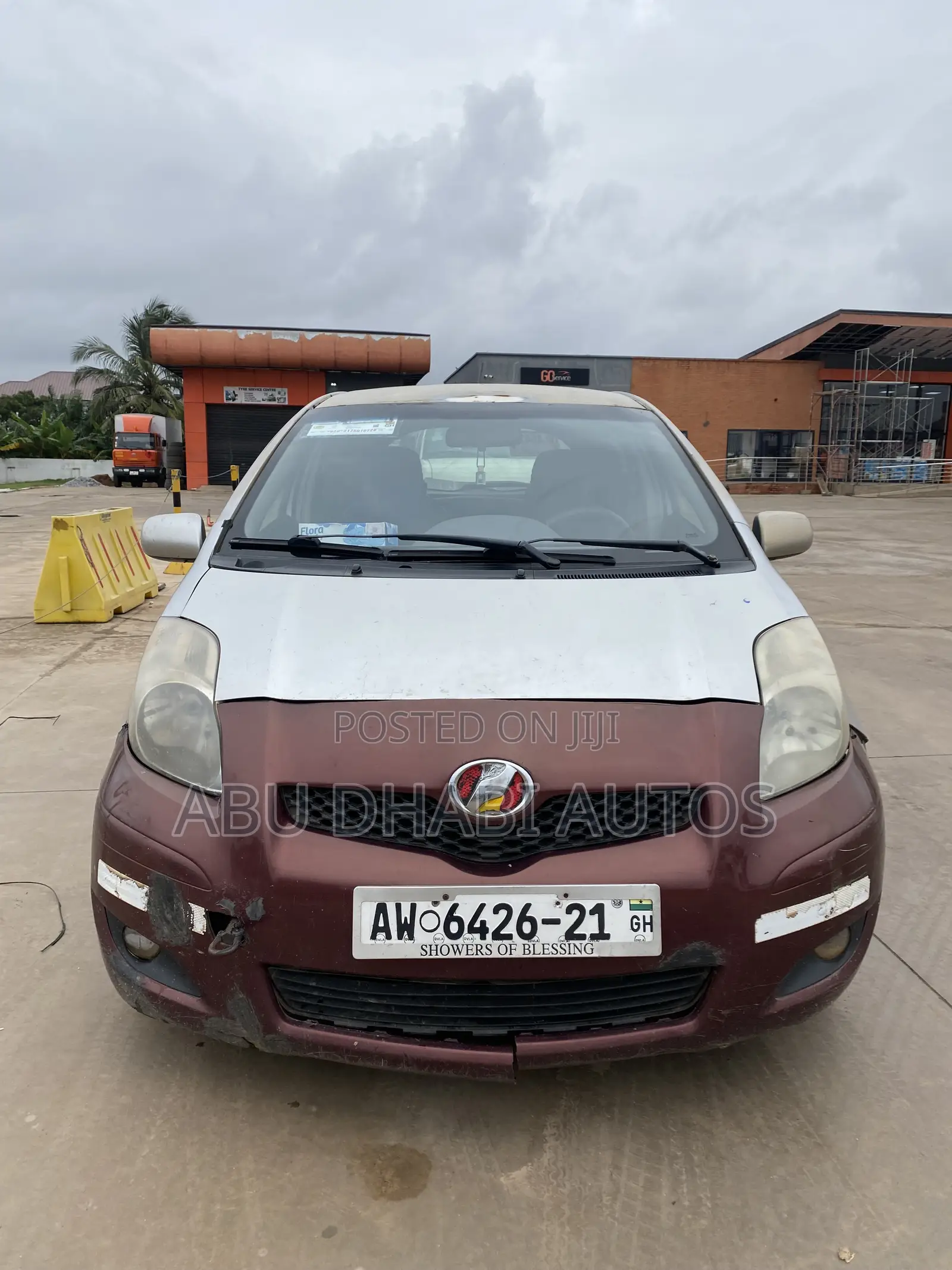 Toyota Vitz 1.3 AWD 5dr 2010 Silver