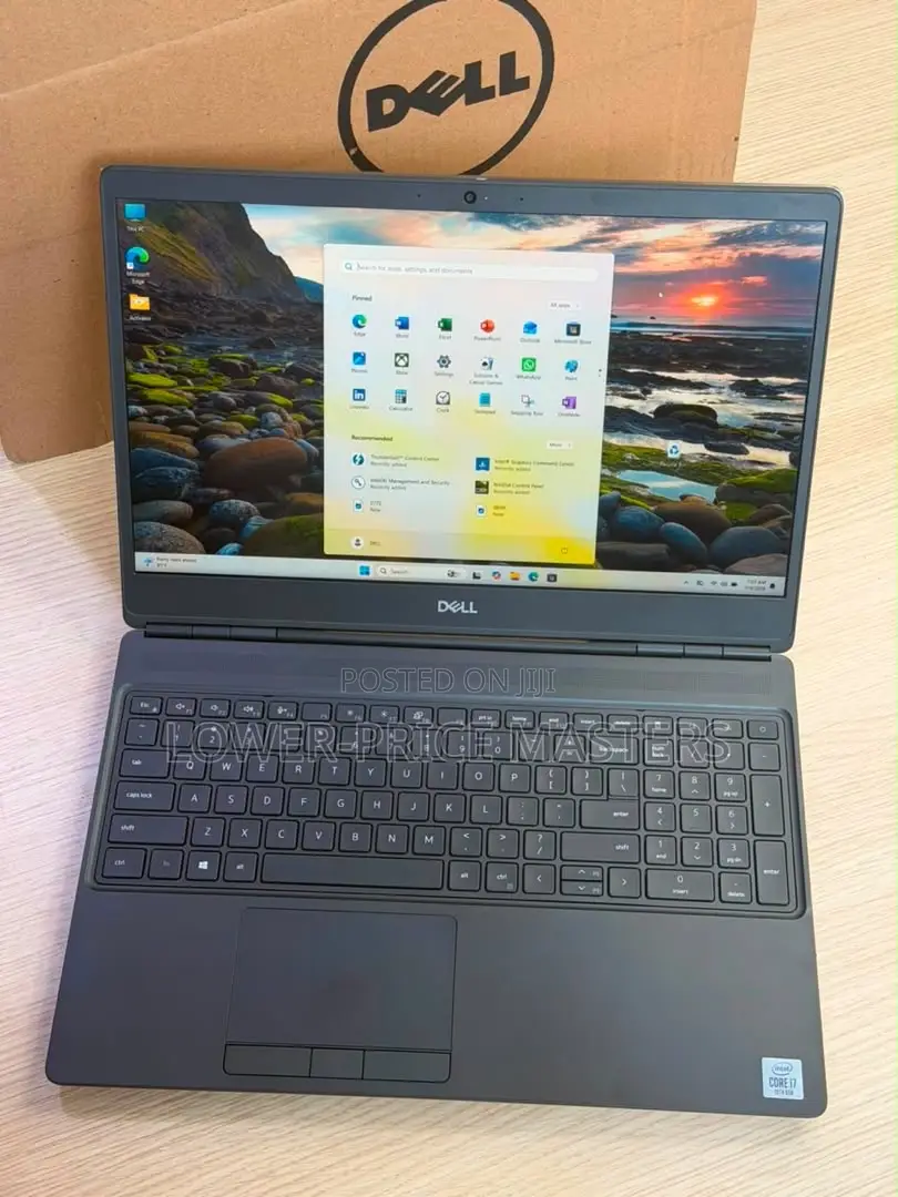 New Laptop Dell Precision 7550 16GB Intel Core i7 SSD 256GB