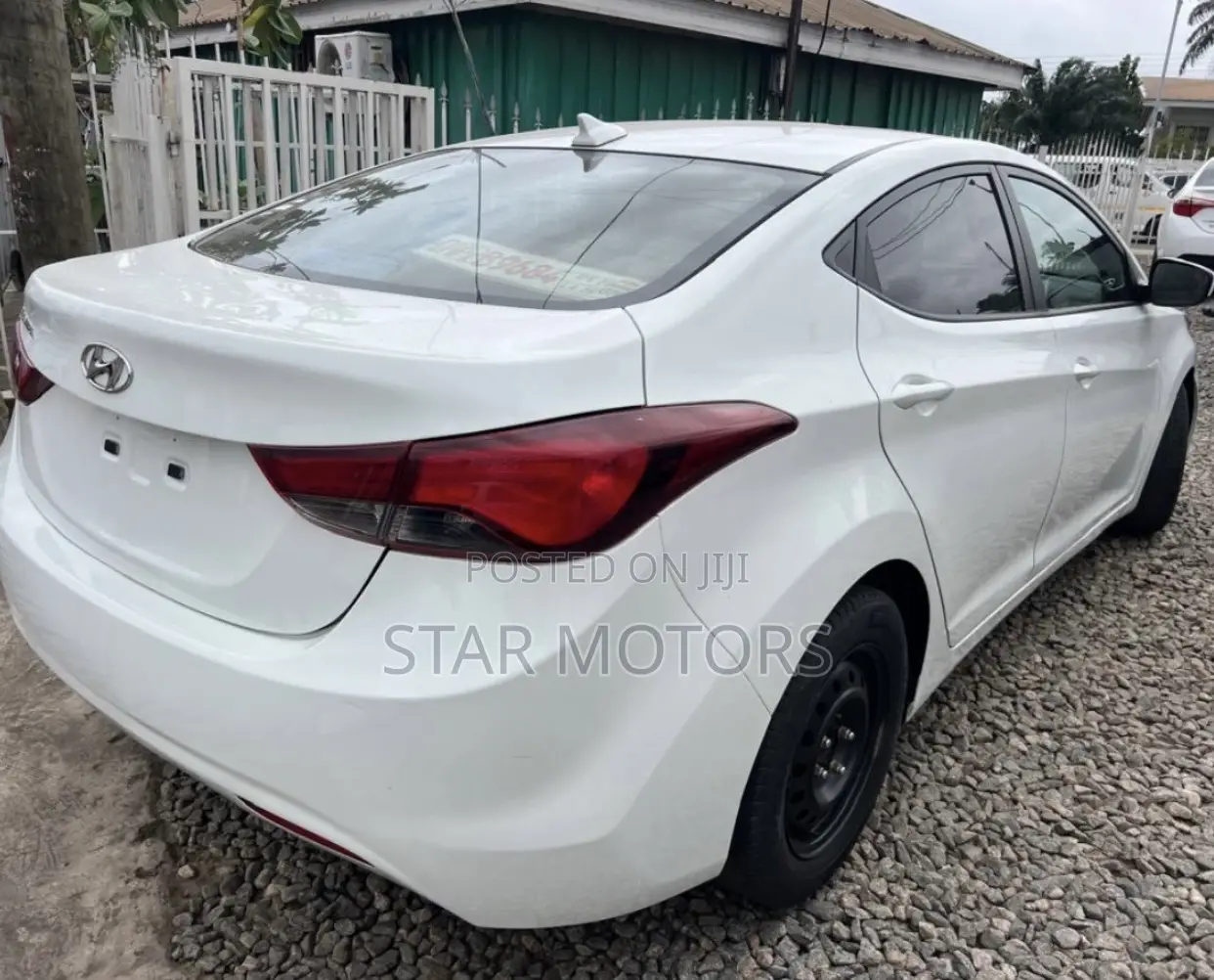 Hyundai Elantra 2016 White