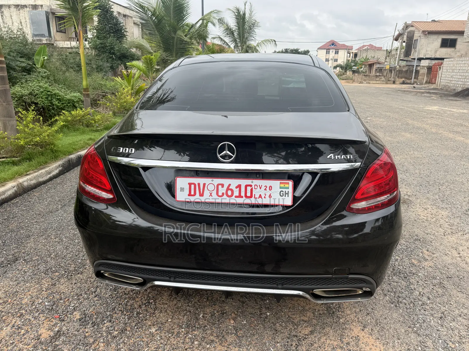Mercedes-Benz C300 2016 Black