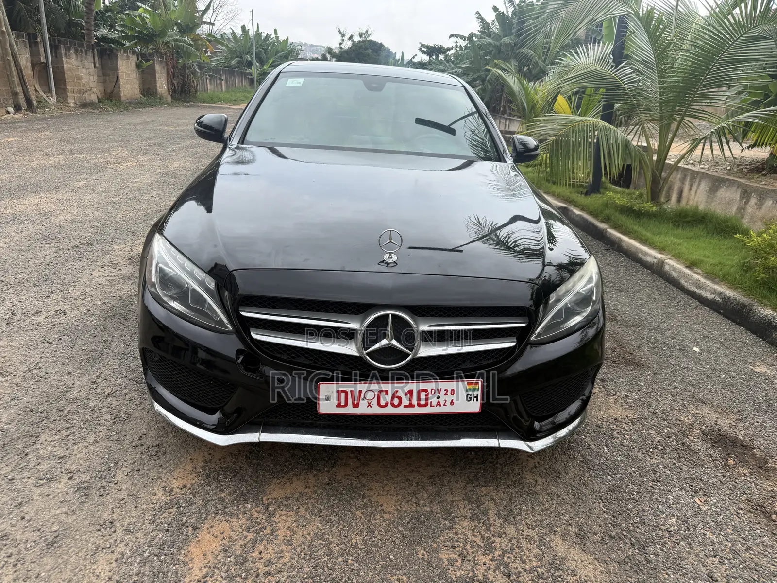 Mercedes-Benz C300 2016 Black