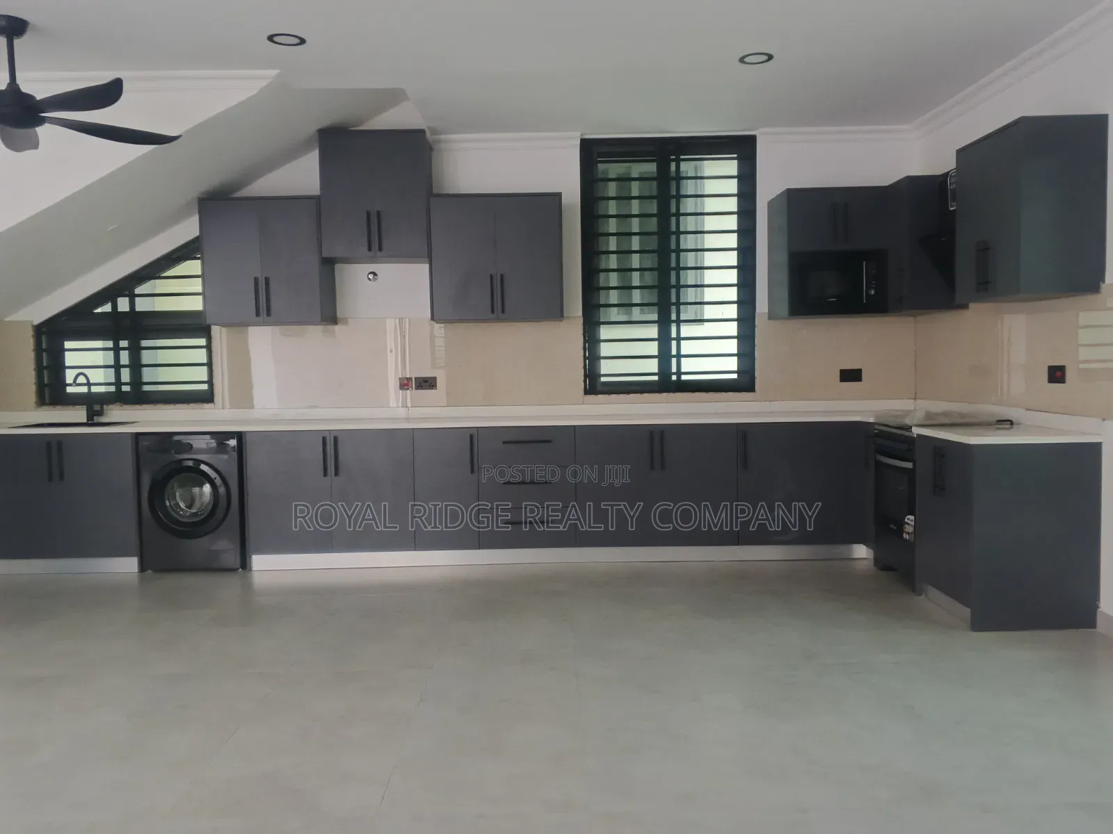 2bdrm Apartment in Manet Close To East, Accra Metropolitan for rent
