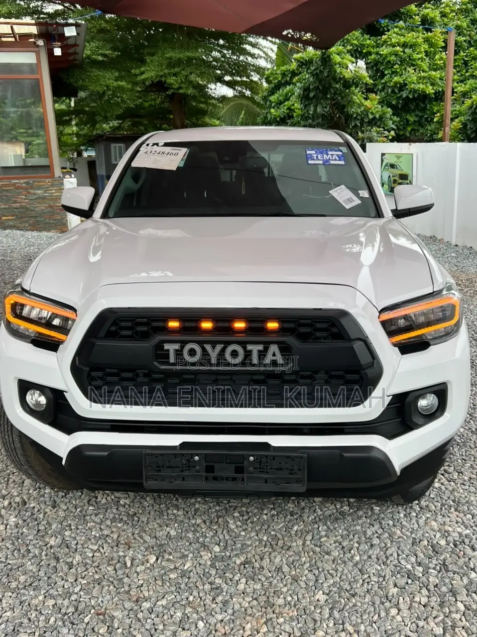 Toyota Tacoma 2023 White