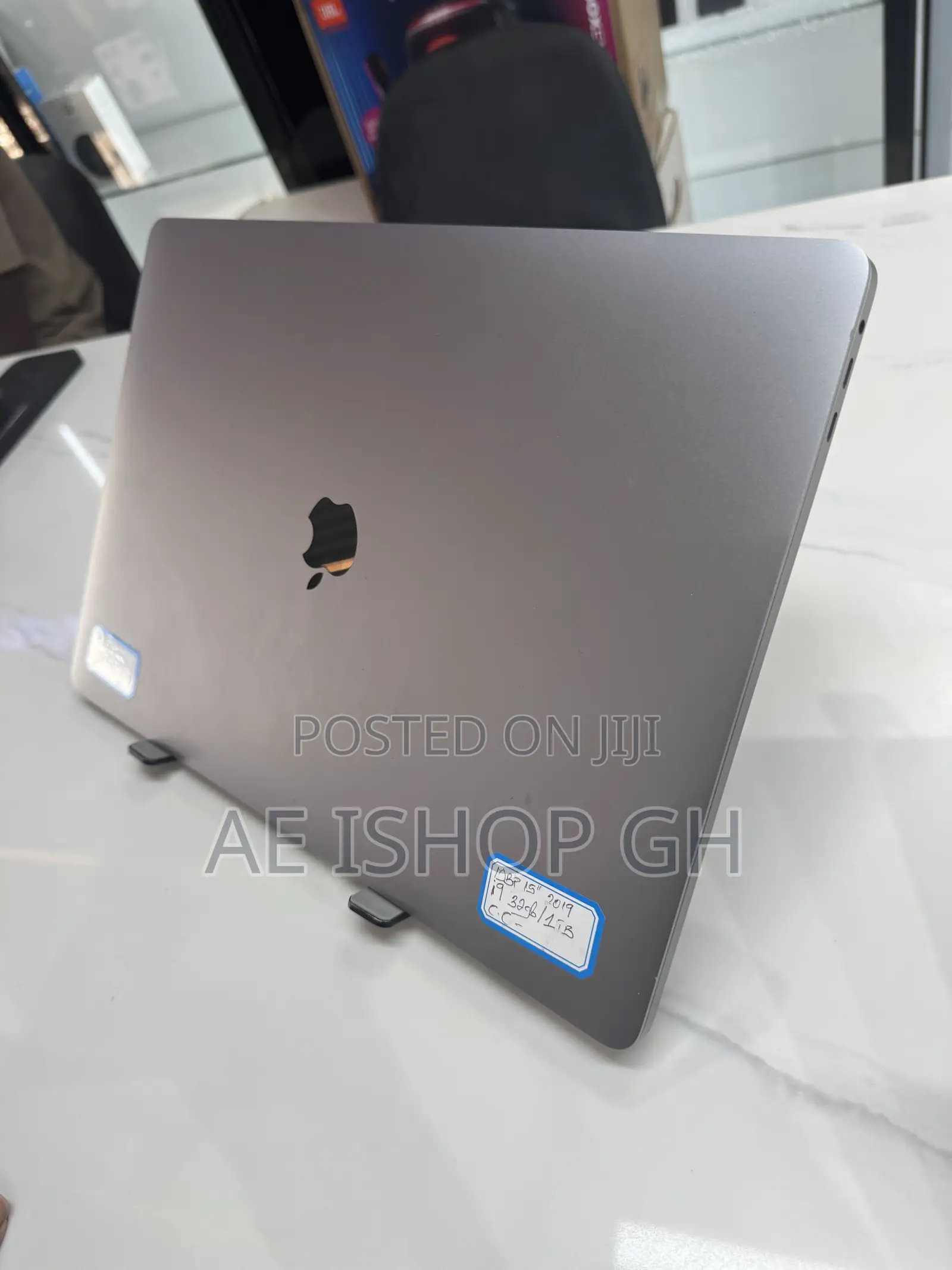 Laptop Apple MacBook Pro 2019 32GB Intel Core i9 SSD 1T