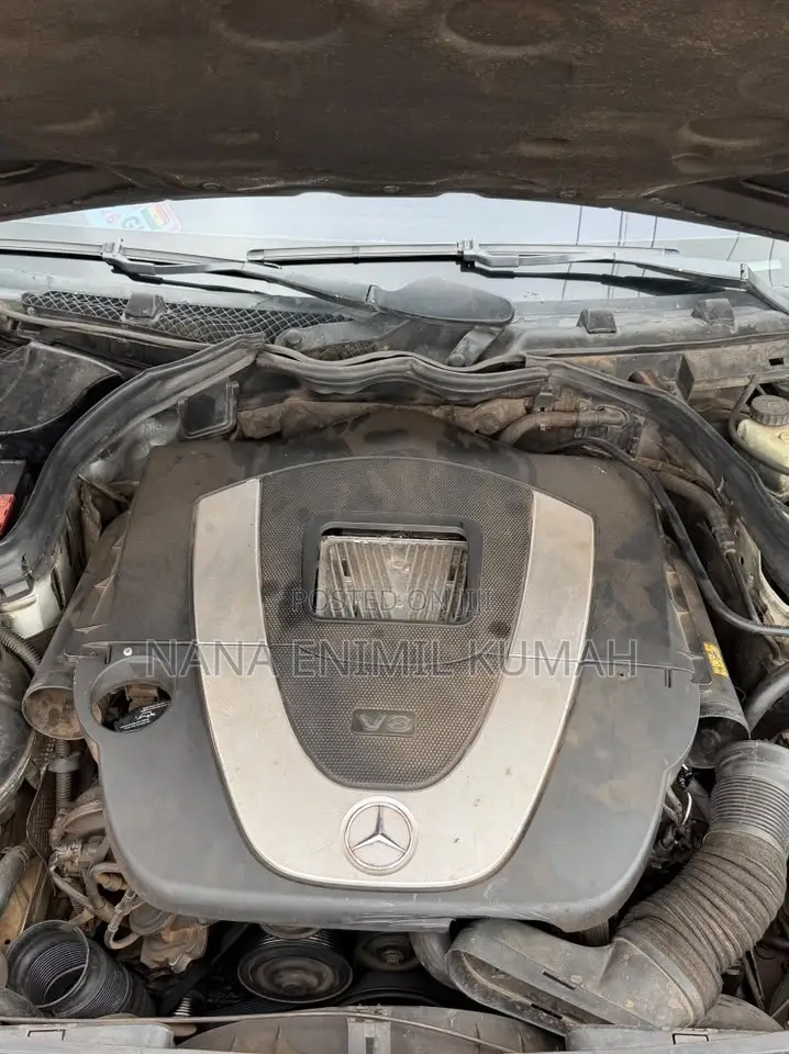 Mercedes-Benz C300 2016 Black