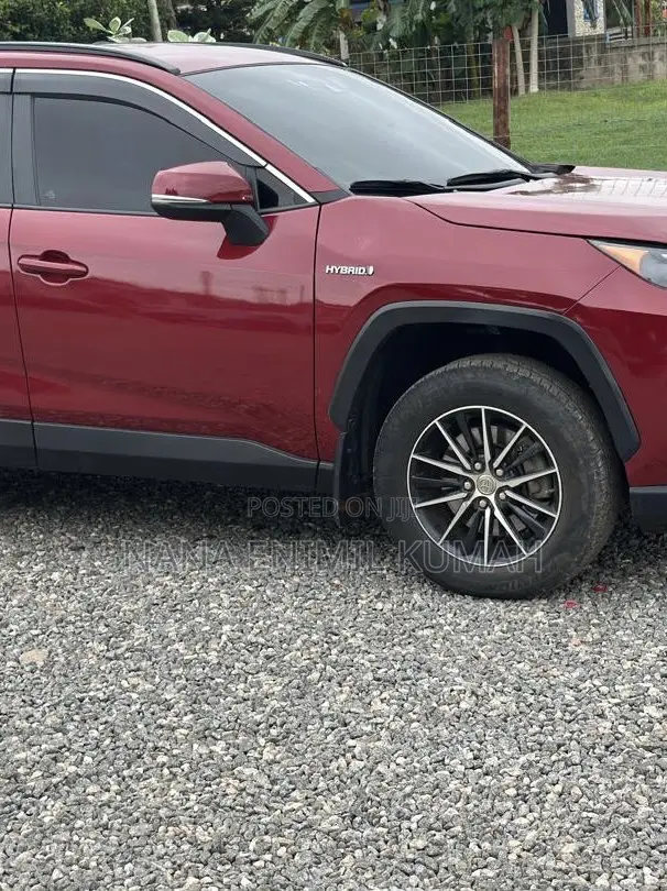Toyota RAV4 2020 Red