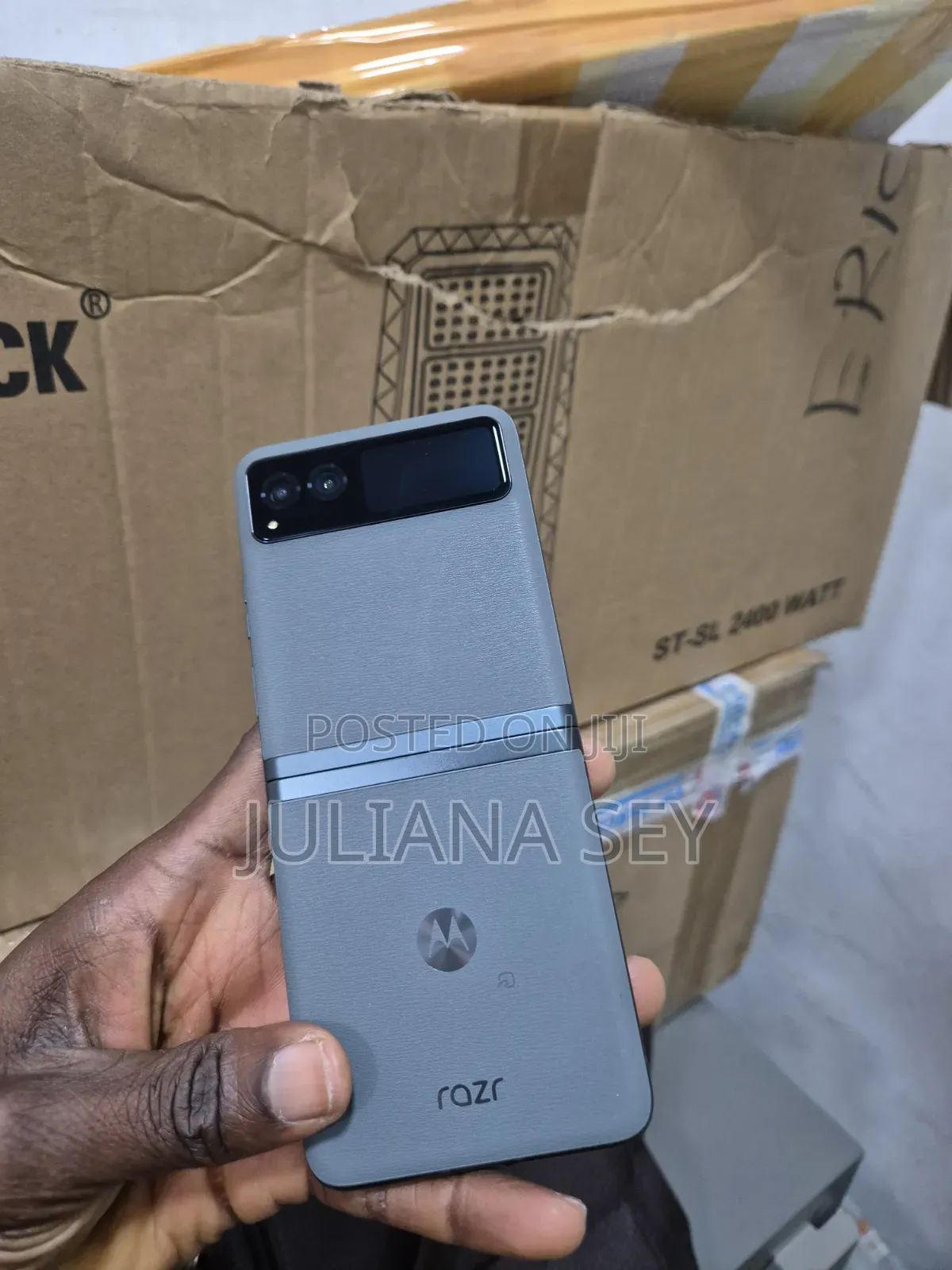 New Motorola Razr 40s 256 GB Gray