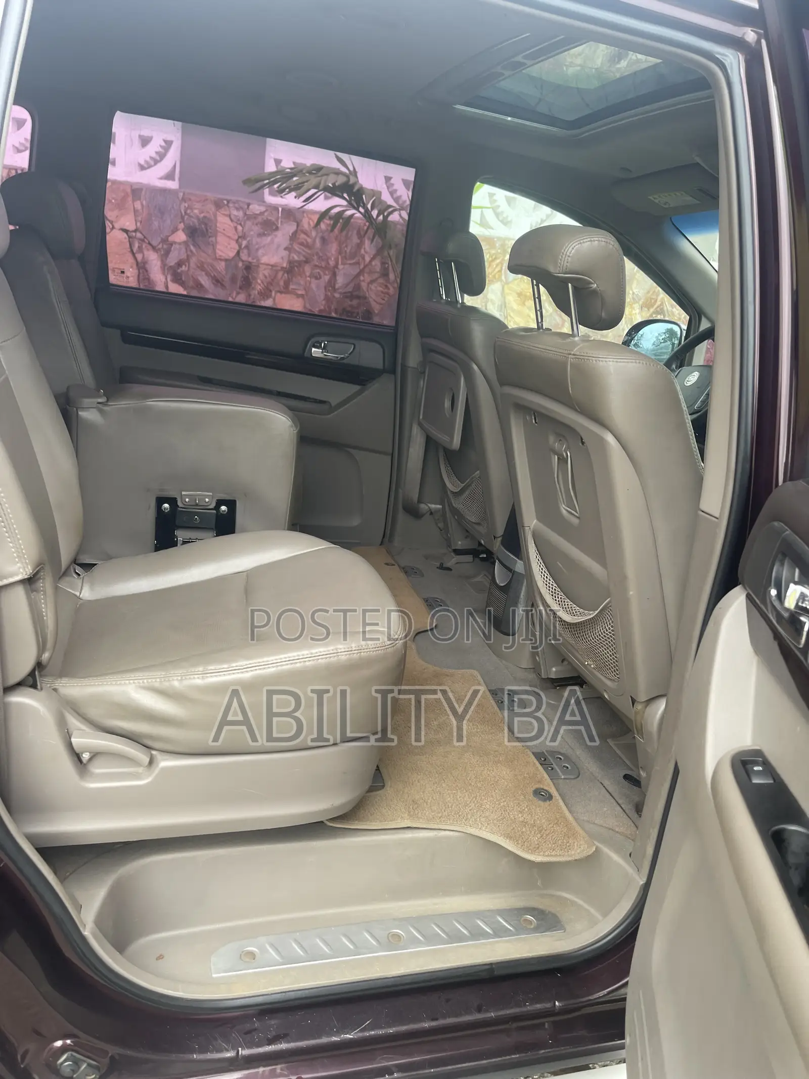 SsangYong Chairman 2013 Brown