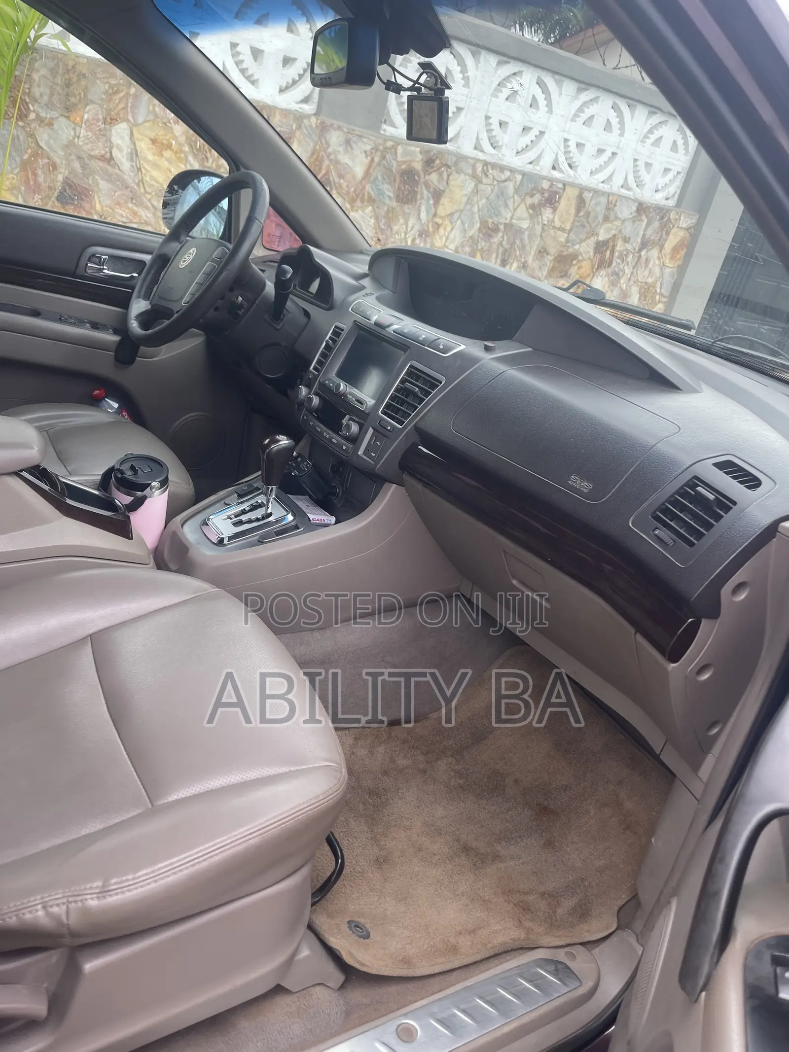 SsangYong Chairman 2013 Brown