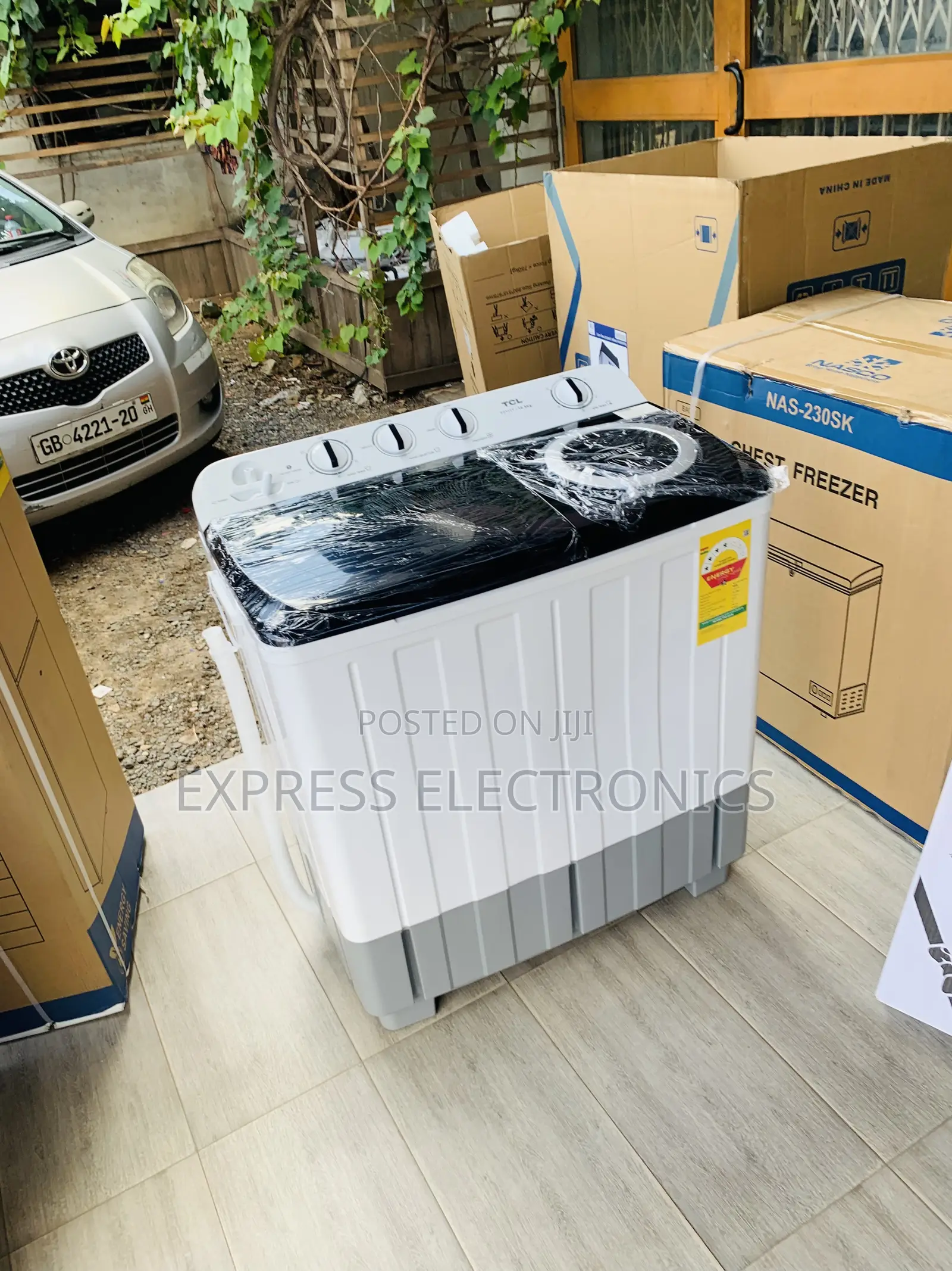 Semi Automatic White TCL 10.5kg Topload Twintub