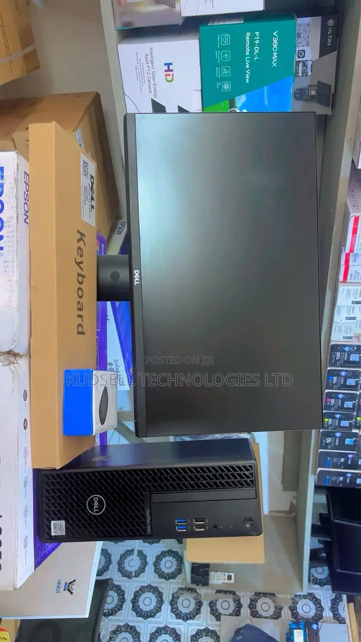 Desktop Computer Dell OptiPlex 3080 8GB Intel Core i5 SSD 256GB