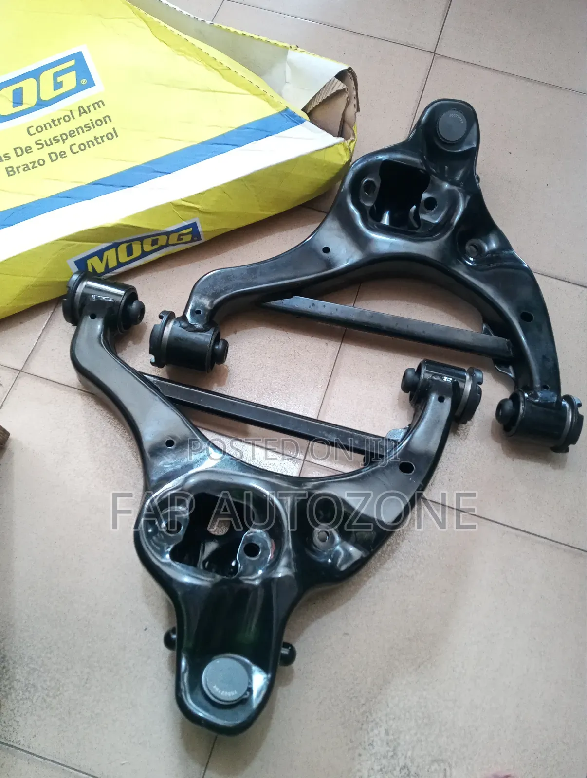 Genuine MOOG FORD F150 Complete Control Arm Assembly From Usa.
