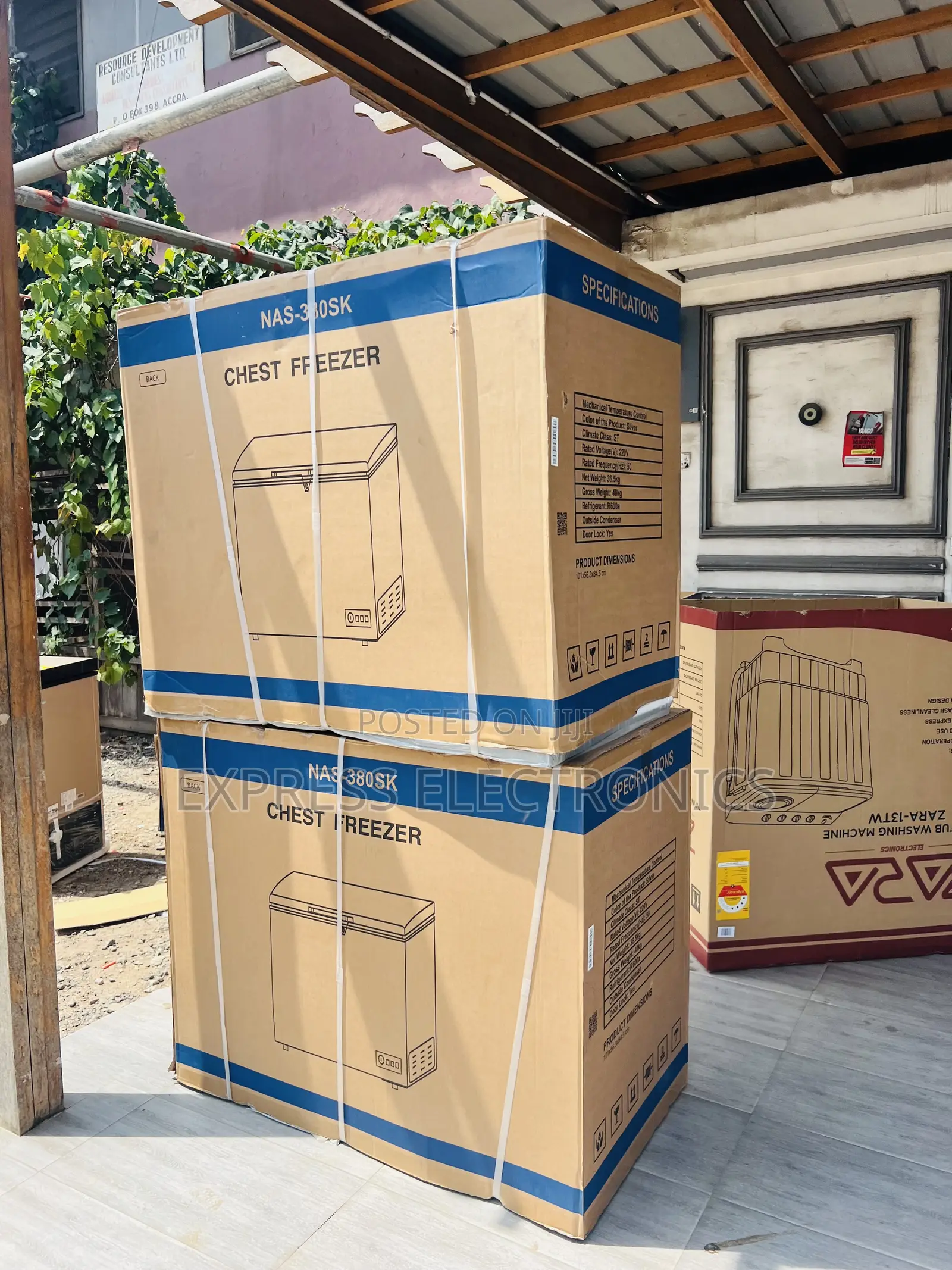 Limited Stock Chest Freezer 251L NAS-300