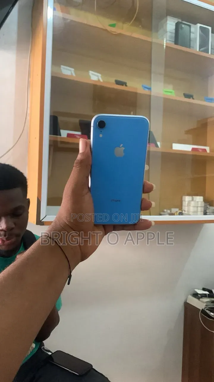 Apple iPhone XR 64 GB Blue