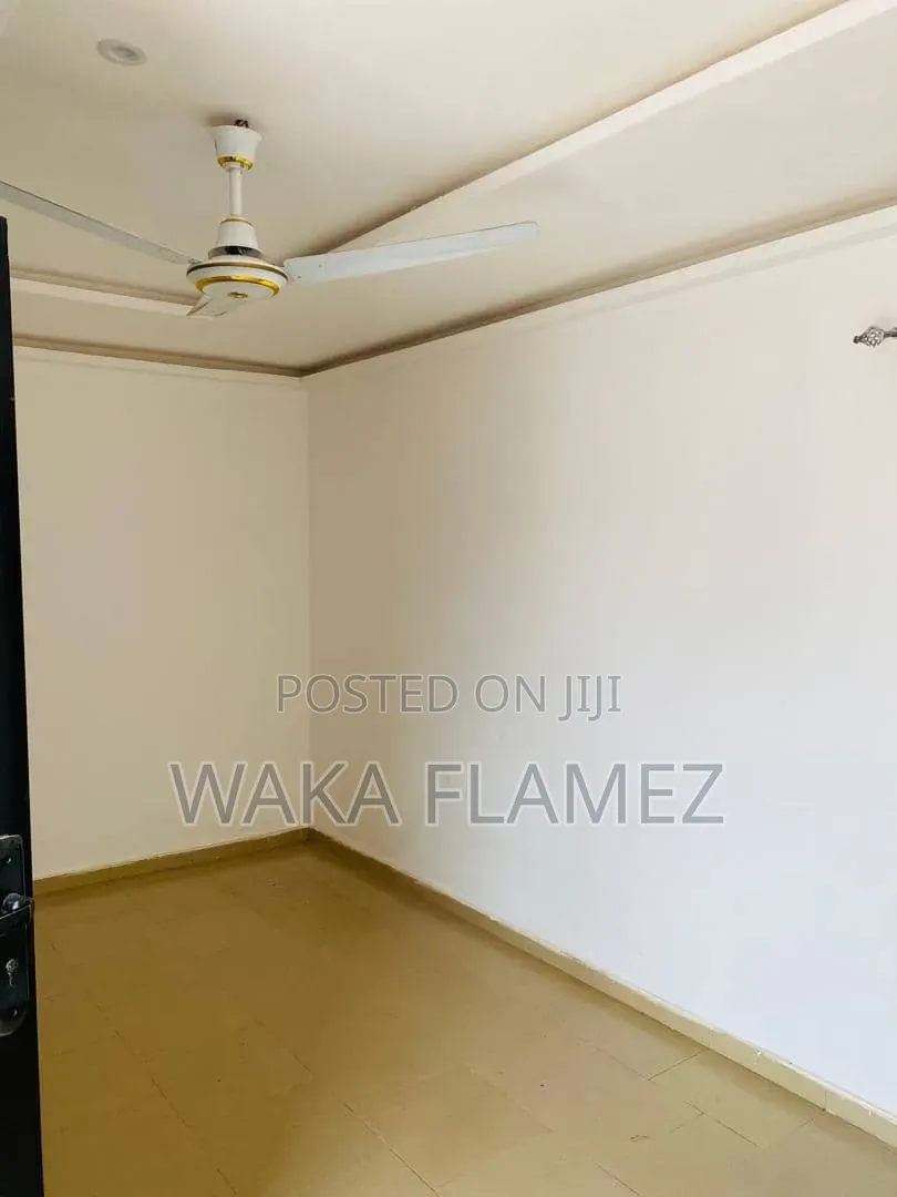 2bdrm Apartment in Sapeiman, Amasaman for rent