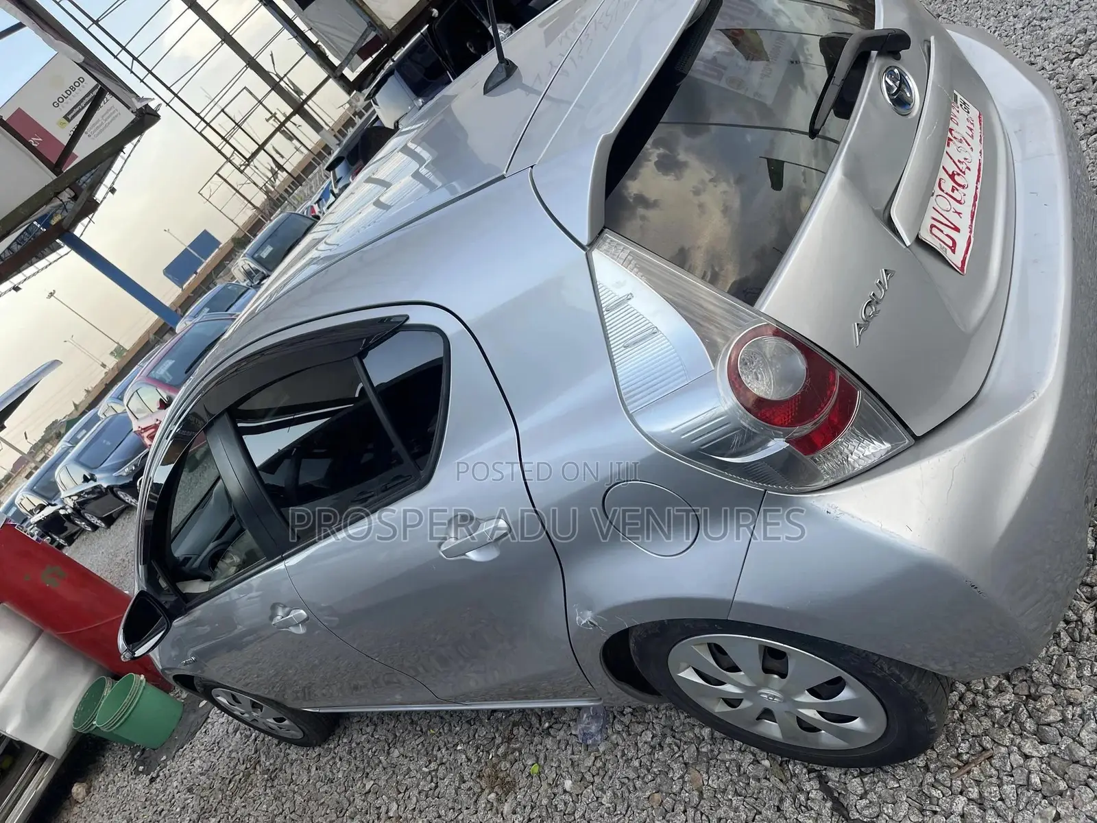 Toyota Aqua 2014 Silver