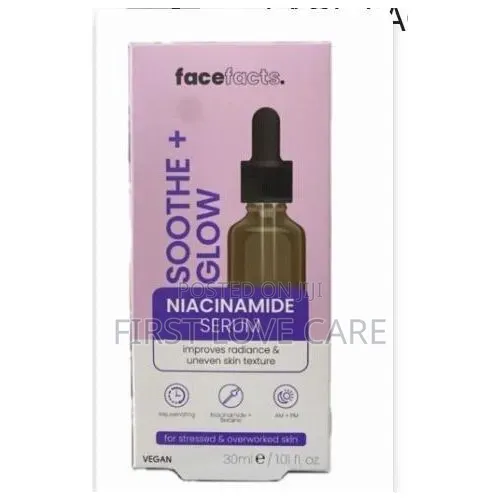 Face Facts Smoothie + glowNiacinamide Serum