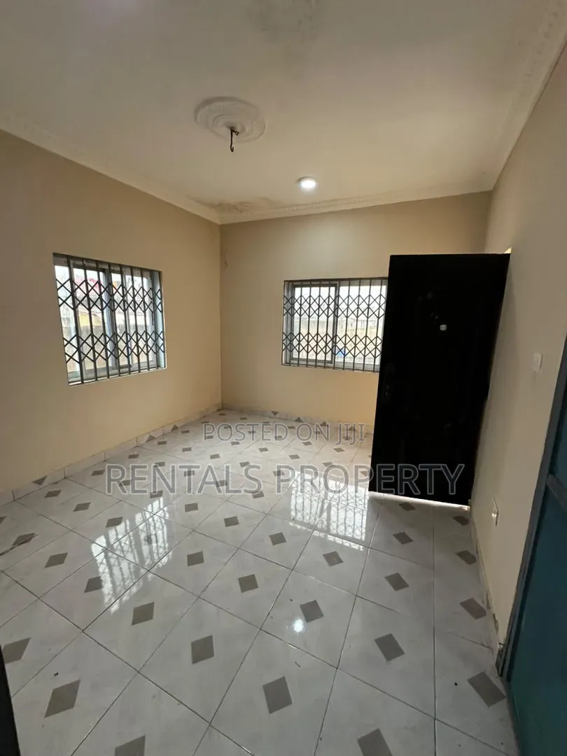 1bdrm Apartment in Penteng, Barrier for rent