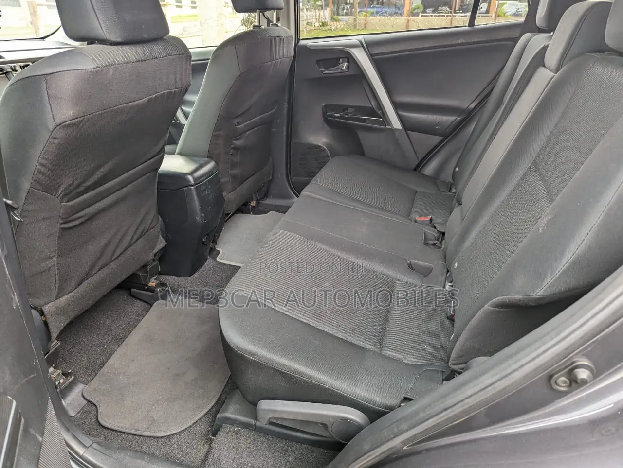 Toyota RAV4 2017 Gray