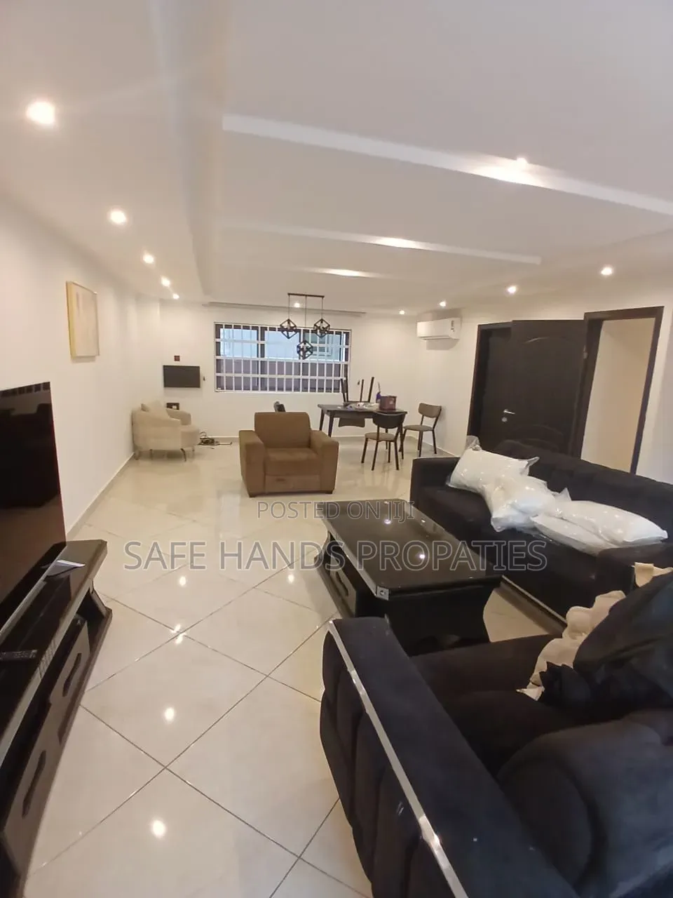 4bdrm Mansion in Accra Metropolitan for rent