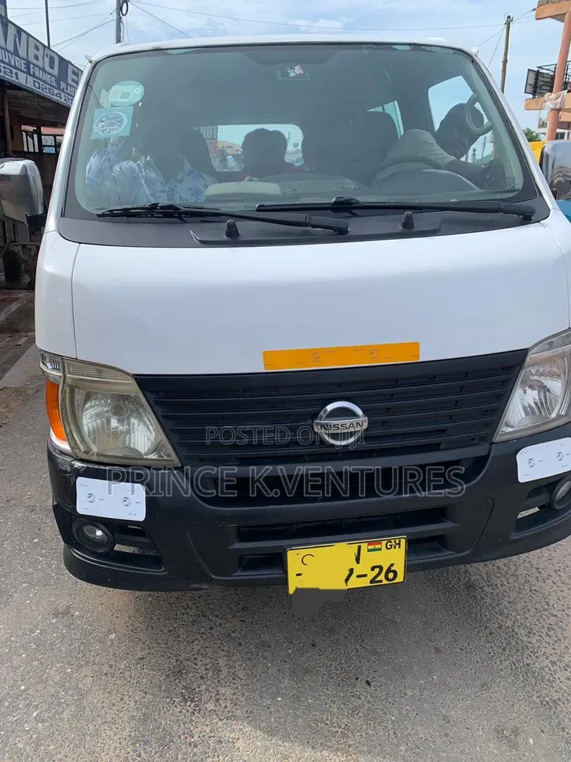 Nissan Caravan (Urvan) 2012 White