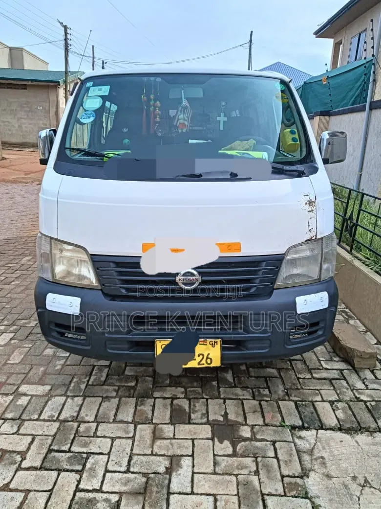 Nissan Caravan (Urvan) 2012 White
