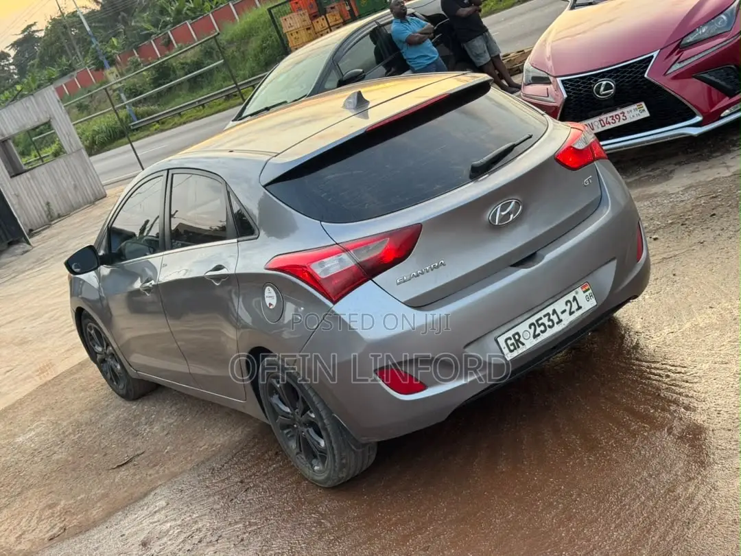 Hyundai Elantra GT 2013 Gray