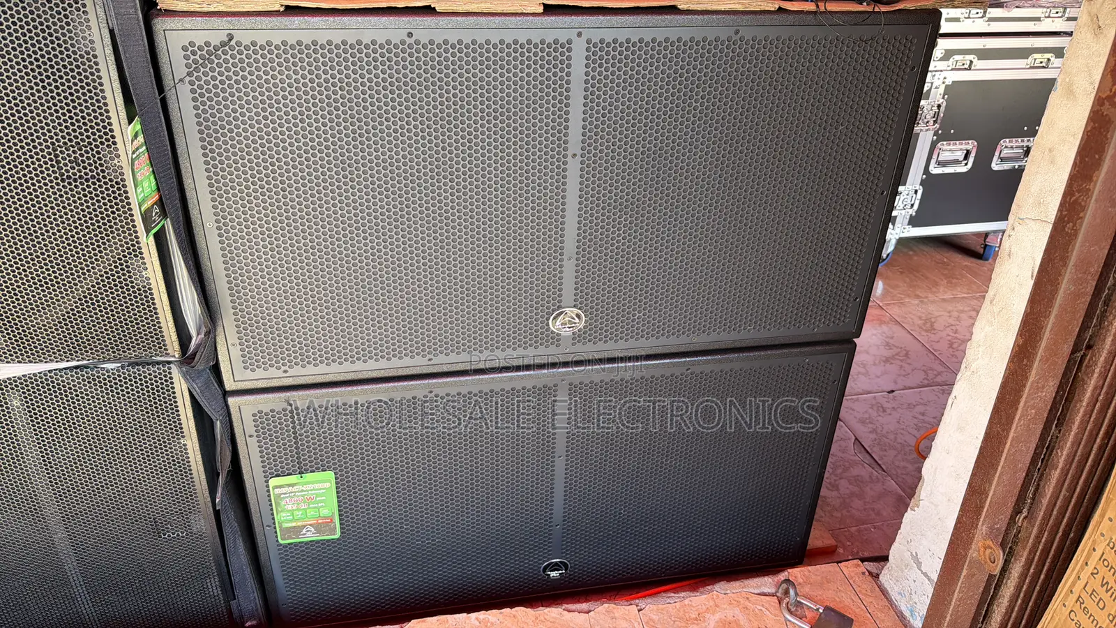 WHARFEDALE Double Sub Impact X218B