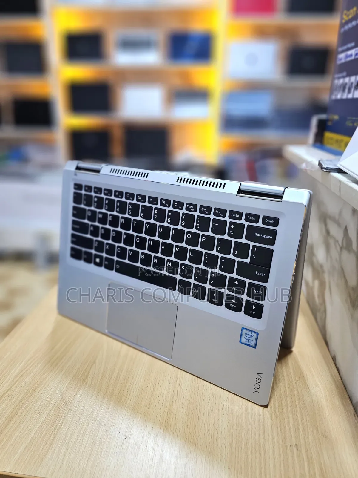 Laptop Lenovo Yoga 710 8GB Intel Core i5 SSD 128GB