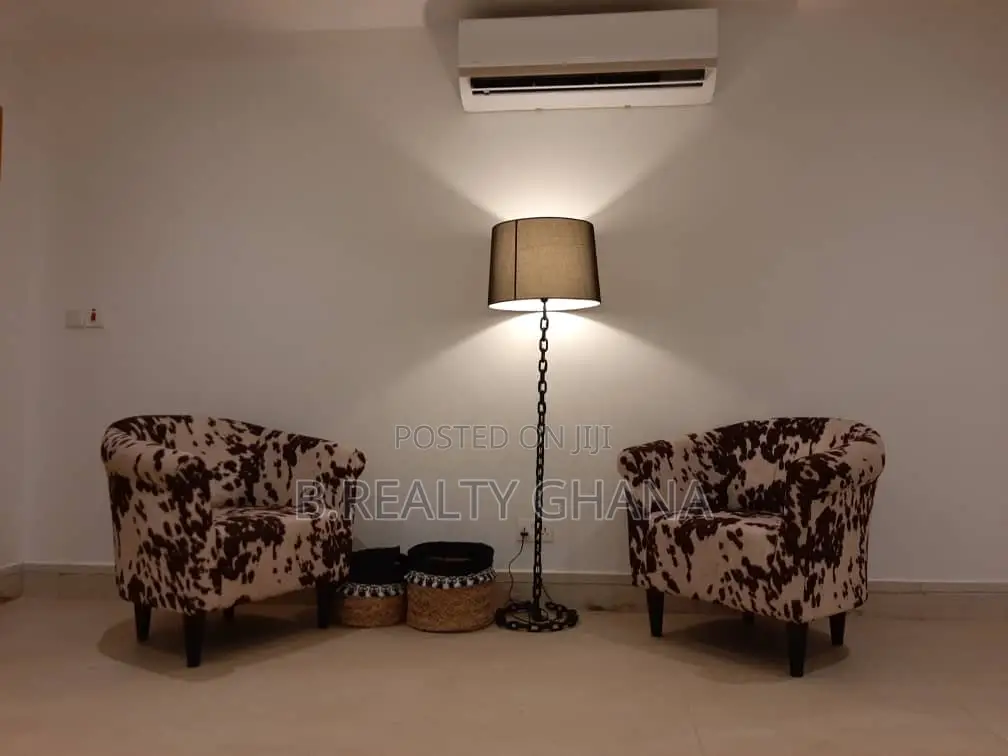 Furnished 3bdrm Apartment in Airport Residential Area for sale
