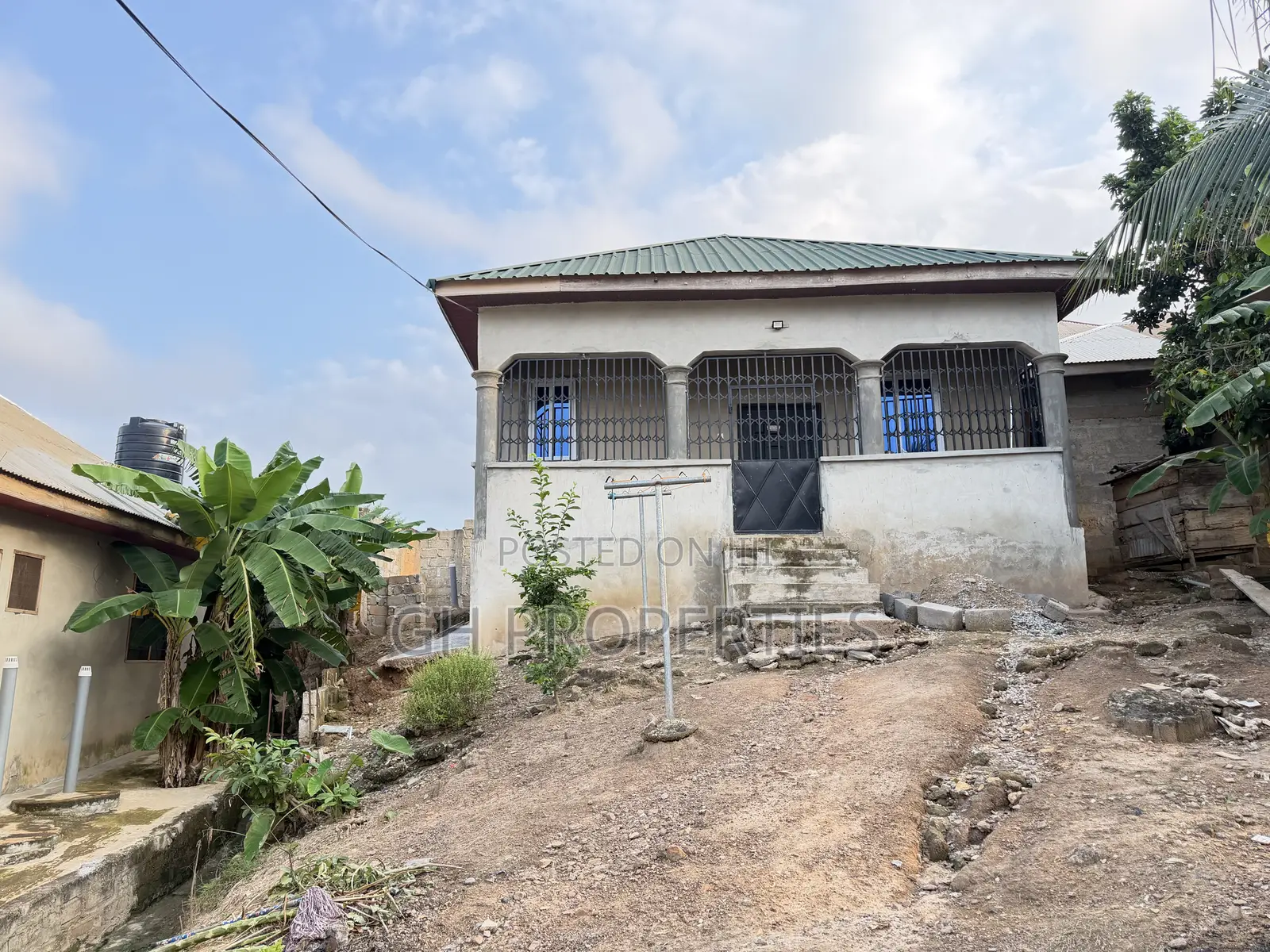 2bdrm House in Sokoban Ampayoo, Kumasi Metropolitan for sale