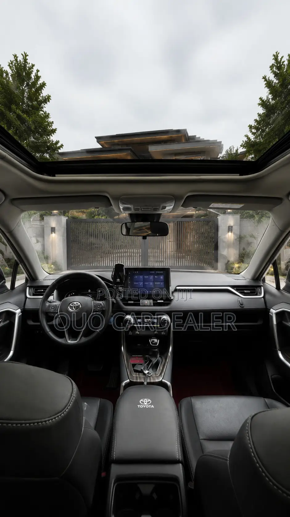 Toyota RAV4 2023 White