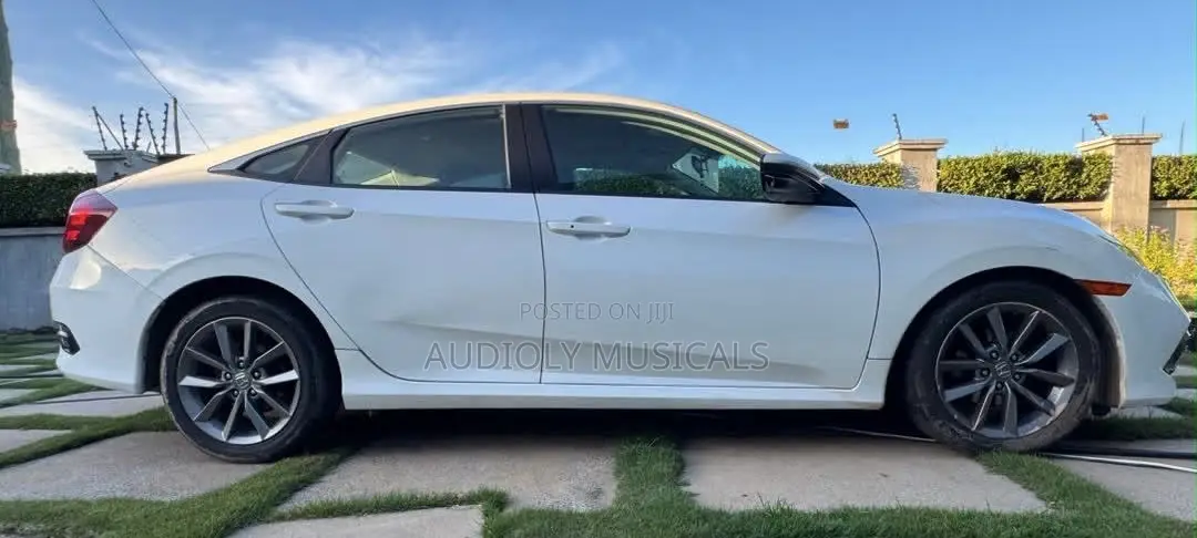Honda Civic 2019 Gray