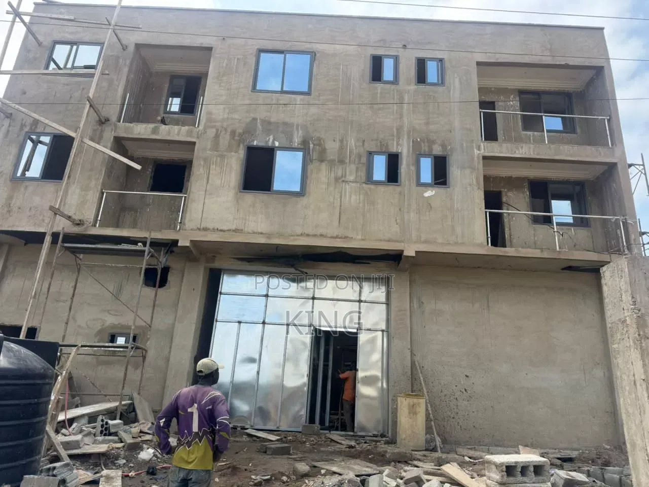 Warehouse 2units of 2 Bedrooms