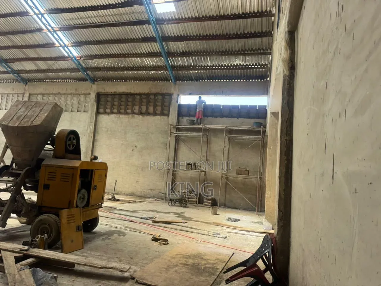 Warehouse 2units of 2 Bedrooms