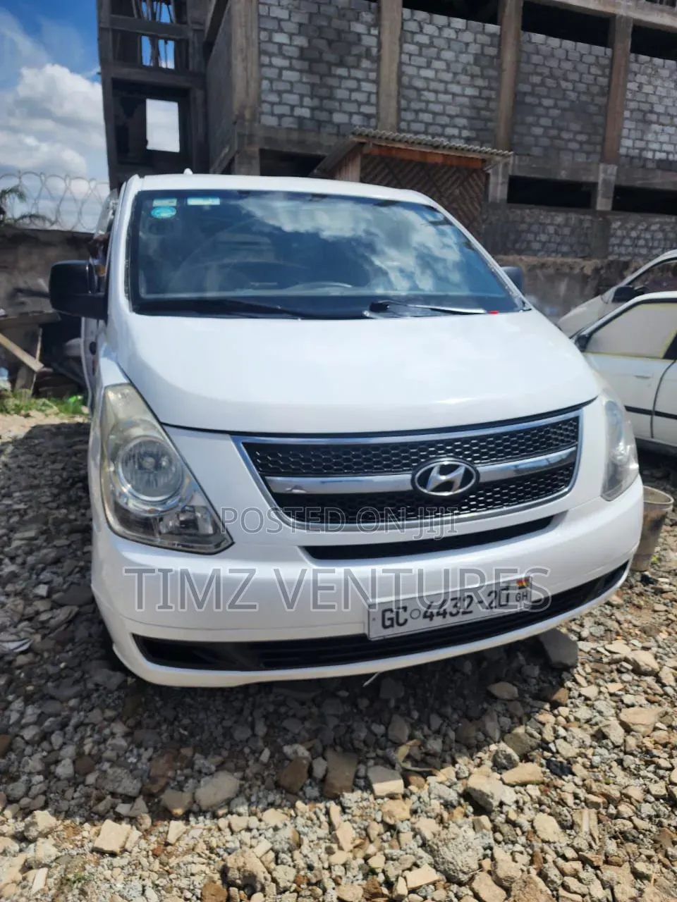 Hyundai H200 2010 White