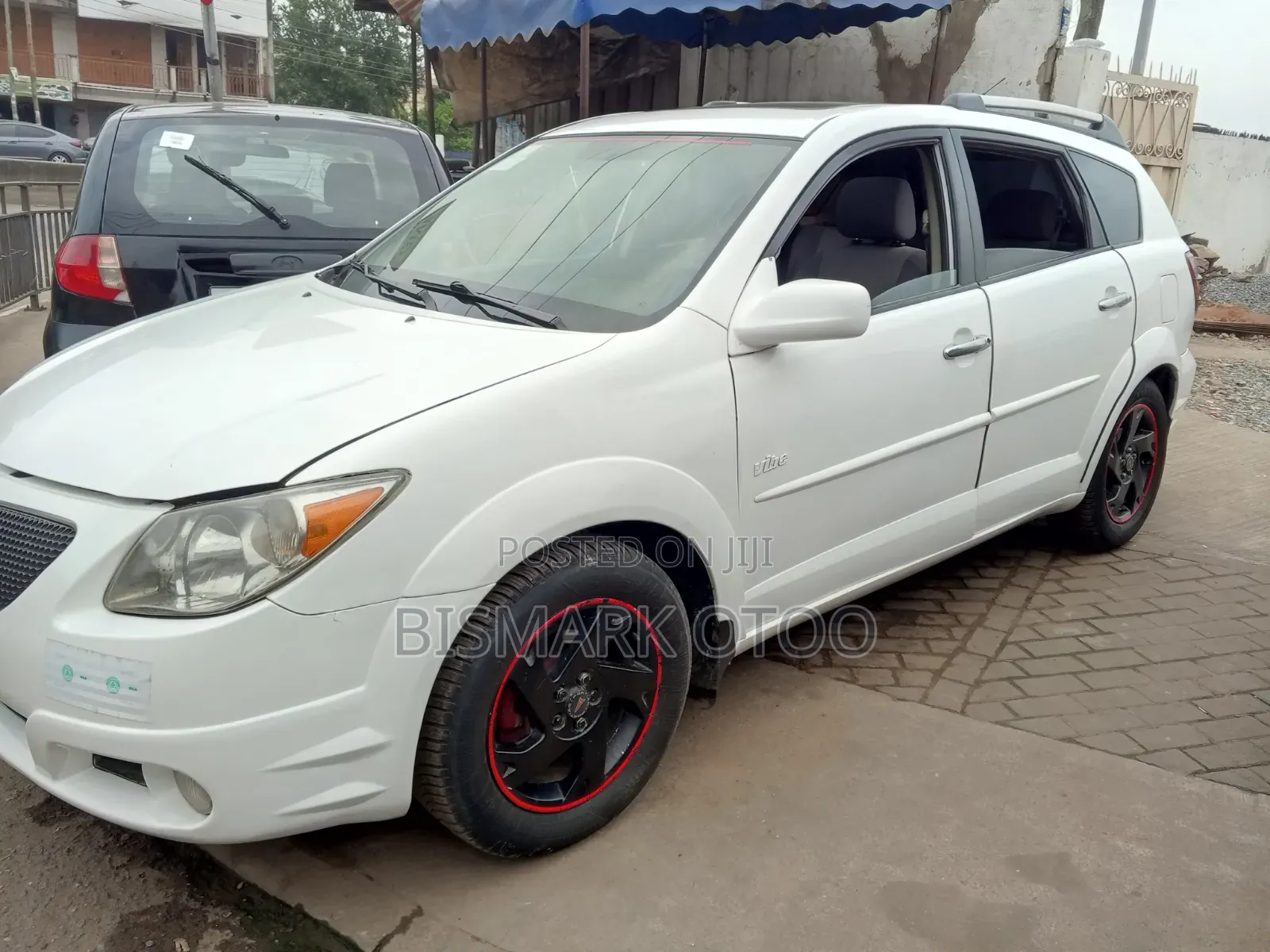 Pontiac Vibe 2008 White